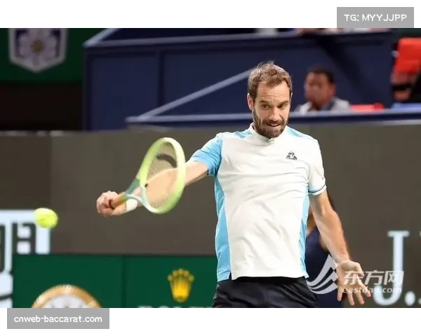 特写：40岁老将加斯奎特训练日常，不言退役