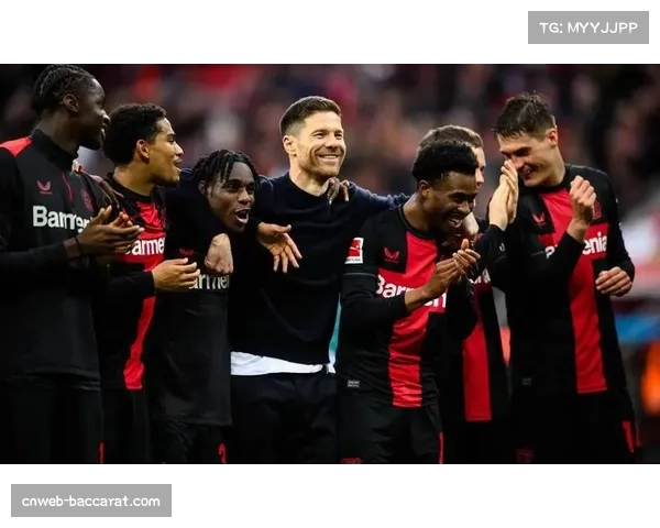 拜仁慕尼黑3-0完胜法兰克福，暂时将与勒沃库森分差缩小至4分